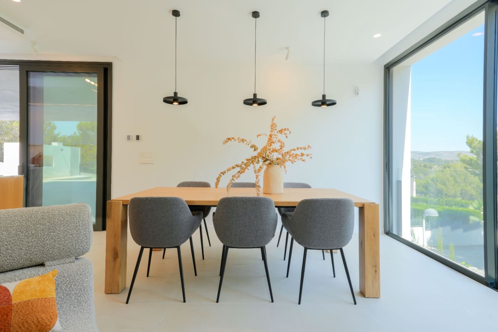 4 bedroom Villa for sale in Moraira with pool - € 1,499,000 (Ref: 9494892)