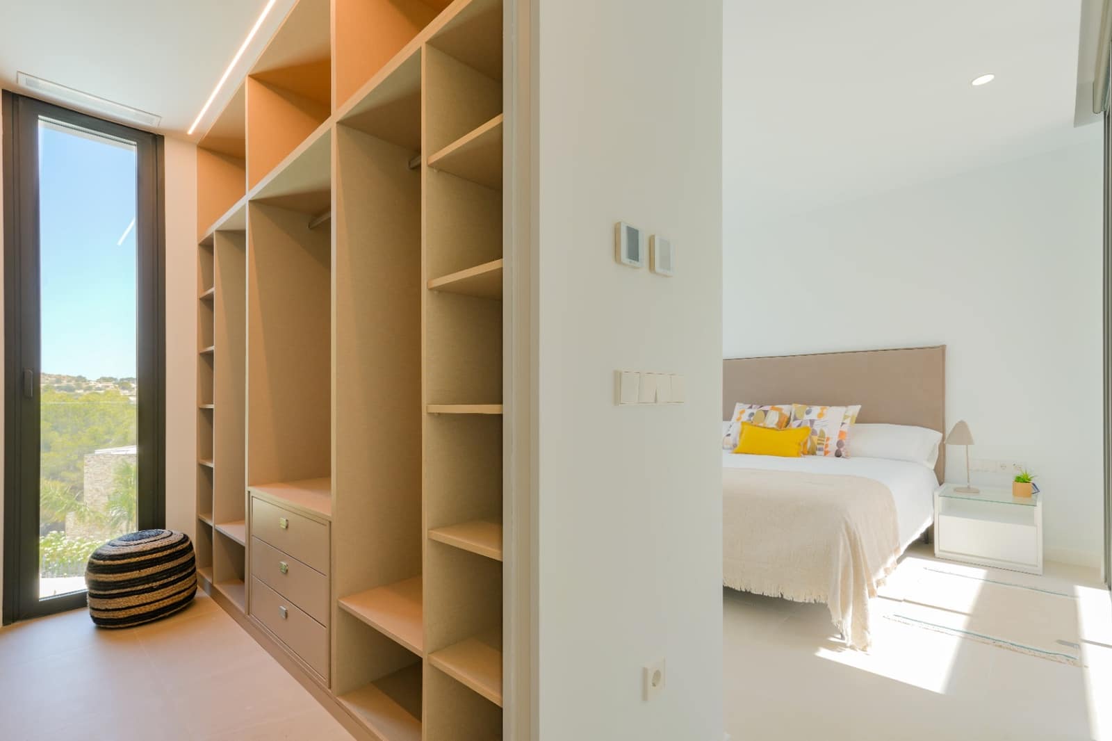 4 bedroom Villa for sale in Moraira with pool - € 1,499,000 (Ref: 9494892)