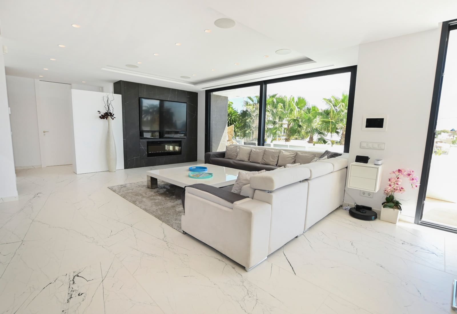 4 soveværelse Villa til salg i Calpe / Calp med swimmingpool garage - € 2.800.000 (Ref: 9494894)