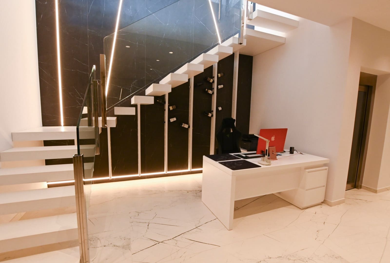 4 soveværelse Villa til salg i Calpe / Calp med swimmingpool garage - € 2.800.000 (Ref: 9494894)