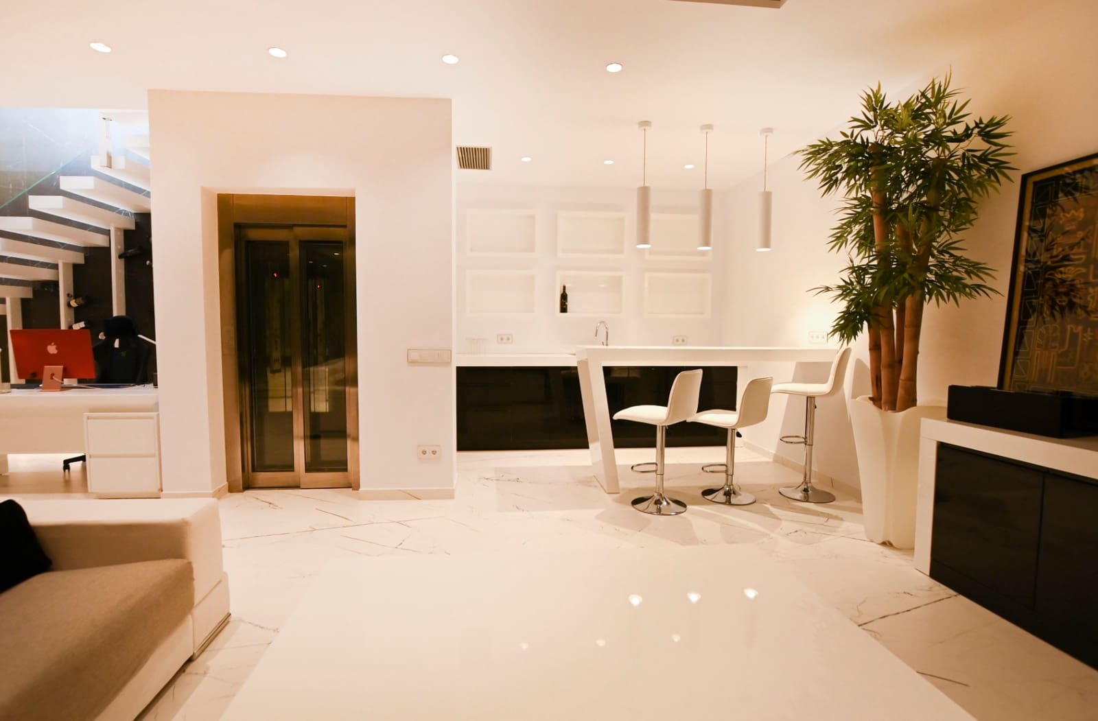 4 soveværelse Villa til salg i Calpe / Calp med swimmingpool garage - € 2.800.000 (Ref: 9494894)