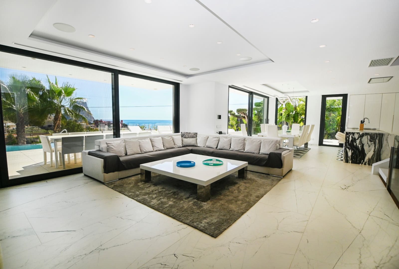 4 soveværelse Villa til salg i Calpe / Calp med swimmingpool garage - € 2.800.000 (Ref: 9494894)