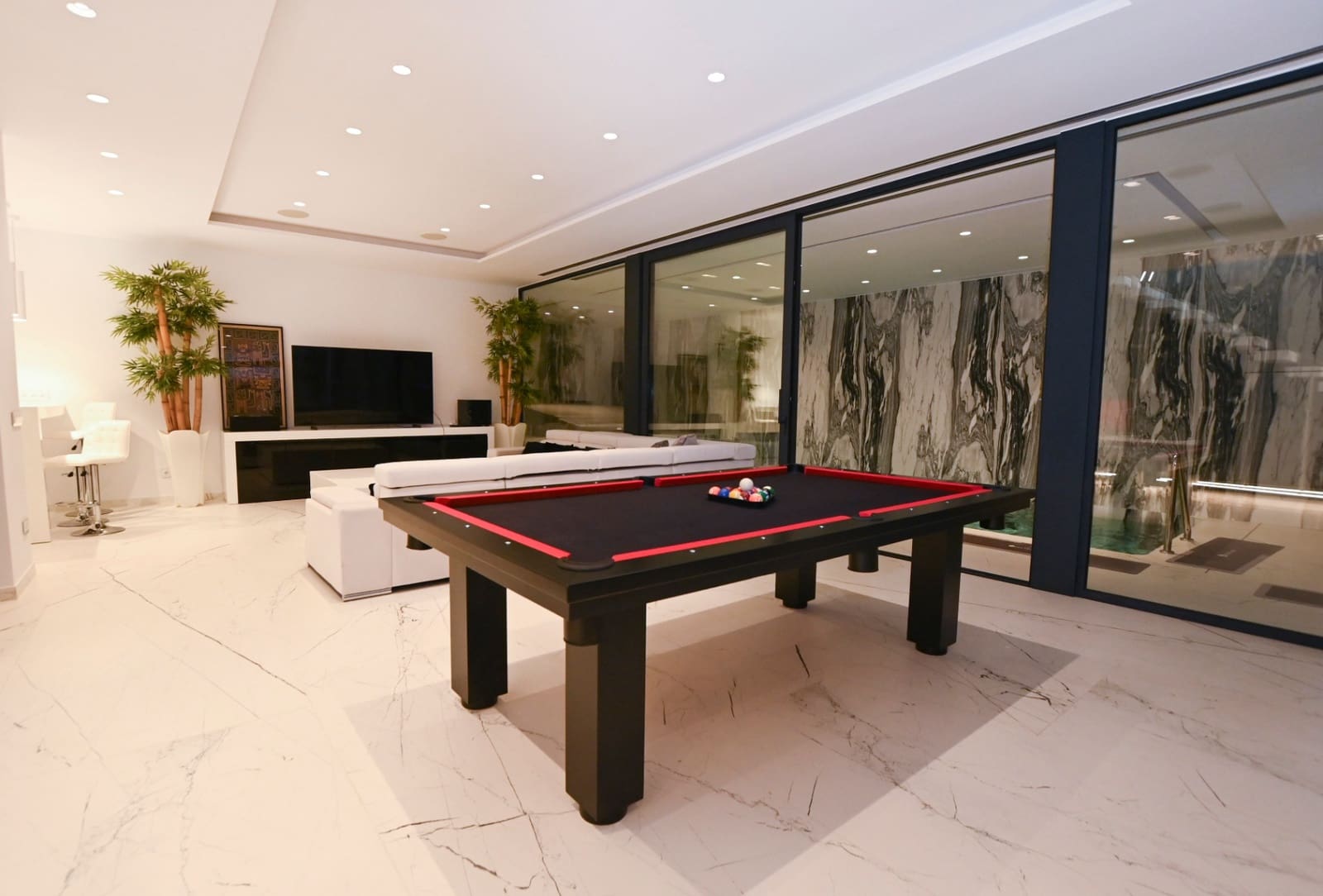 4 soveværelse Villa til salg i Calpe / Calp med swimmingpool garage - € 2.800.000 (Ref: 9494894)