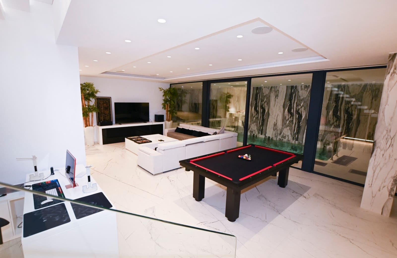 4 soveværelse Villa til salg i Calpe / Calp med swimmingpool garage - € 2.800.000 (Ref: 9494894)