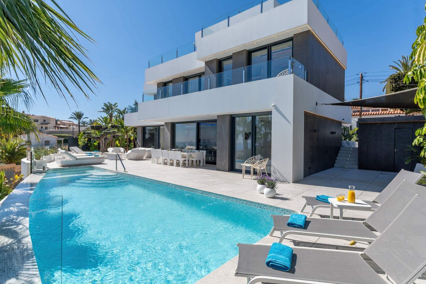 4 Zimmer Villa zu verkaufen in Calpe / Calp mit Pool Garage - 2.990.000 € (Ref: 9494894)