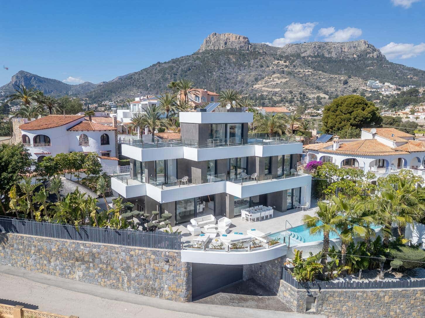 4 Zimmer Villa zu verkaufen in Calpe / Calp mit Pool Garage - 2.990.000 € (Ref: 9494894)