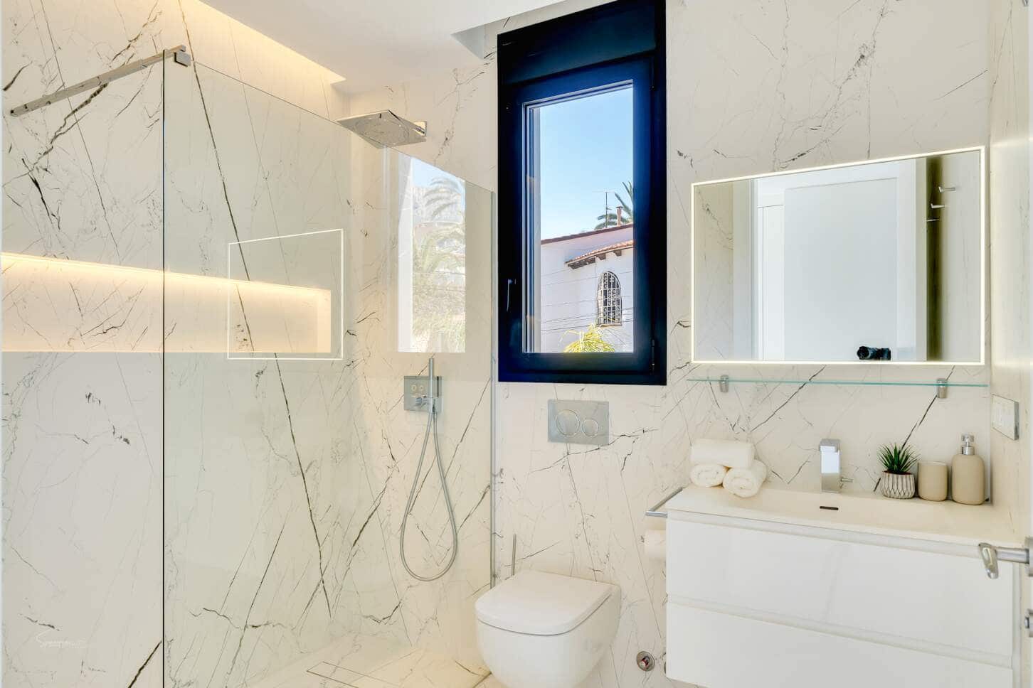4 Zimmer Villa zu verkaufen in Calpe / Calp mit Pool Garage - 2.990.000 € (Ref: 9494894)