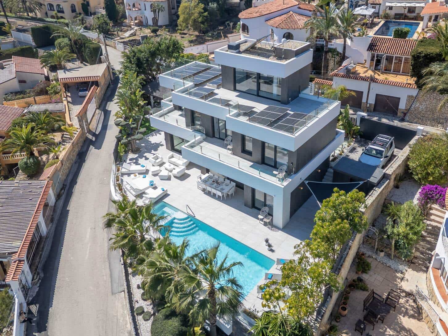 4 Zimmer Villa zu verkaufen in Calpe / Calp mit Pool Garage - 2.990.000 € (Ref: 9494894)