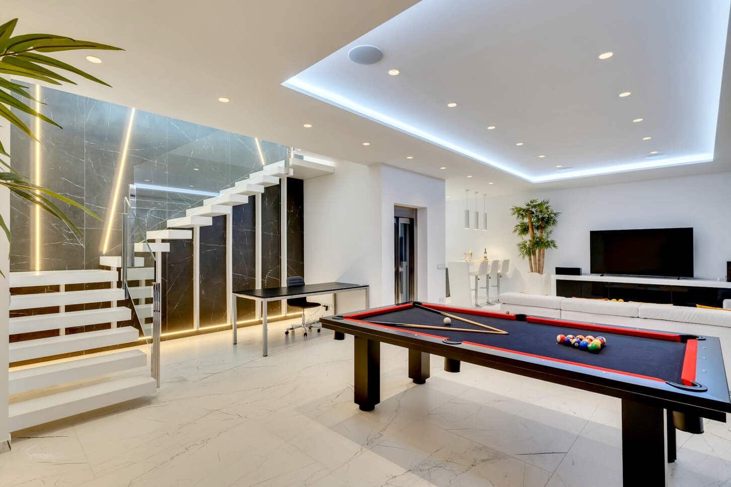 4 Zimmer Villa zu verkaufen in Calpe / Calp mit Pool Garage - 2.990.000 € (Ref: 9494894)