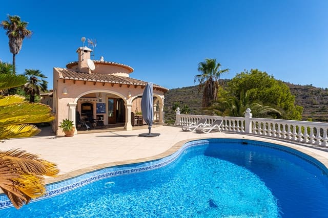 4 chambre Villa/Maison à vendre à Calpe / Calp avec piscine garage - 849 000 € (Ref: 9494895)