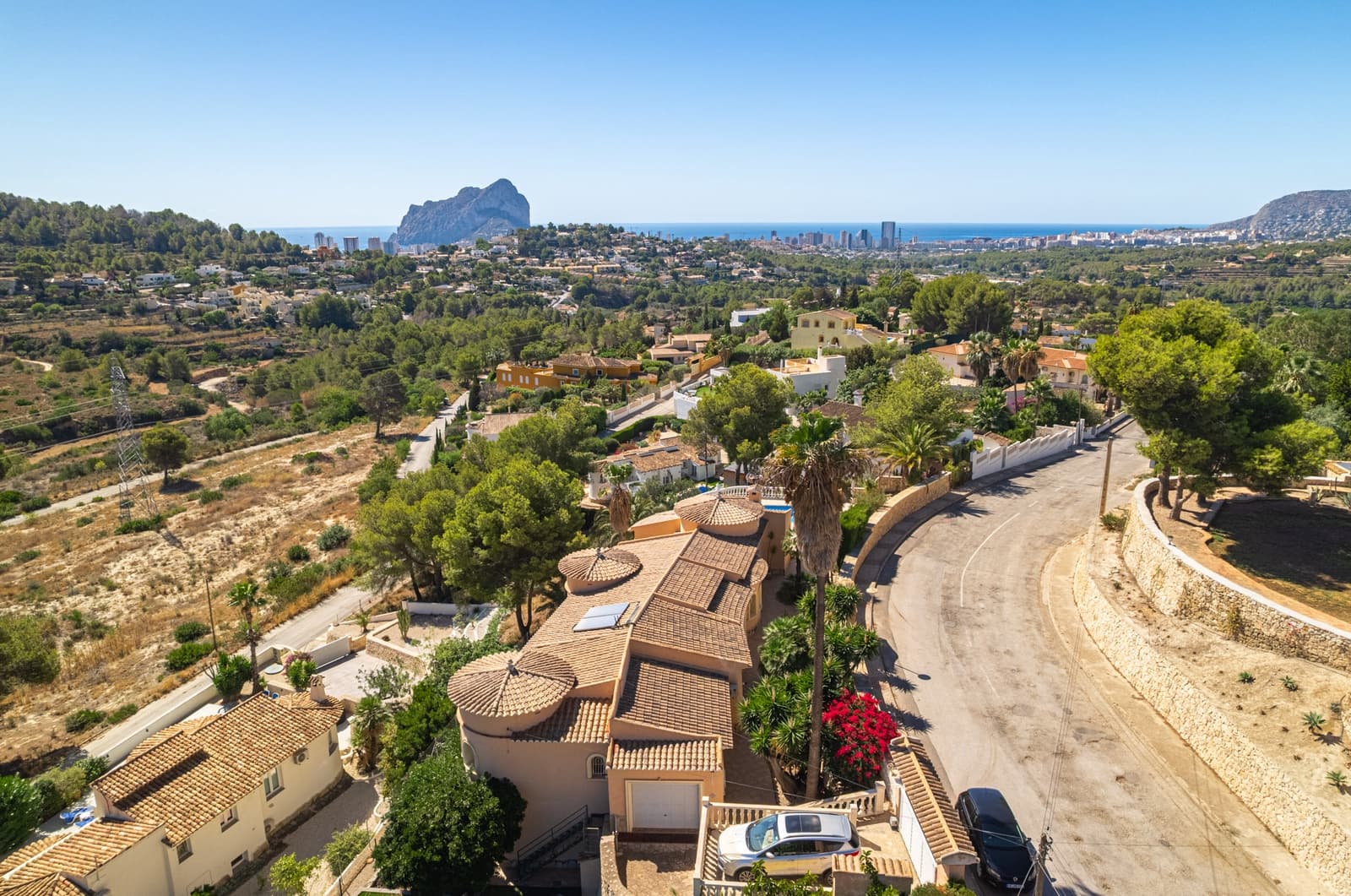 4 chambre Villa/Maison à vendre à Calpe / Calp avec piscine garage - 849 000 € (Ref: 9494895)