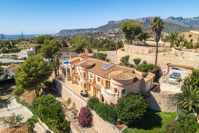 4 chambre Villa/Maison à vendre à Calpe / Calp avec piscine garage - 849 000 € (Ref: 9494895)