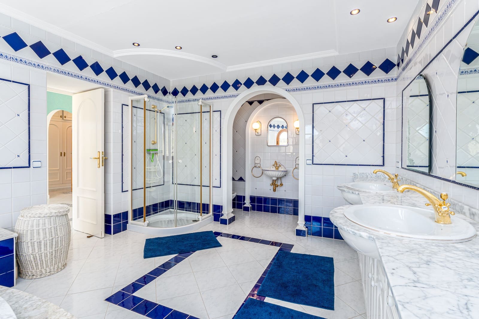 4 chambre Villa/Maison à vendre à Calpe / Calp avec piscine garage - 849 000 € (Ref: 9494895)