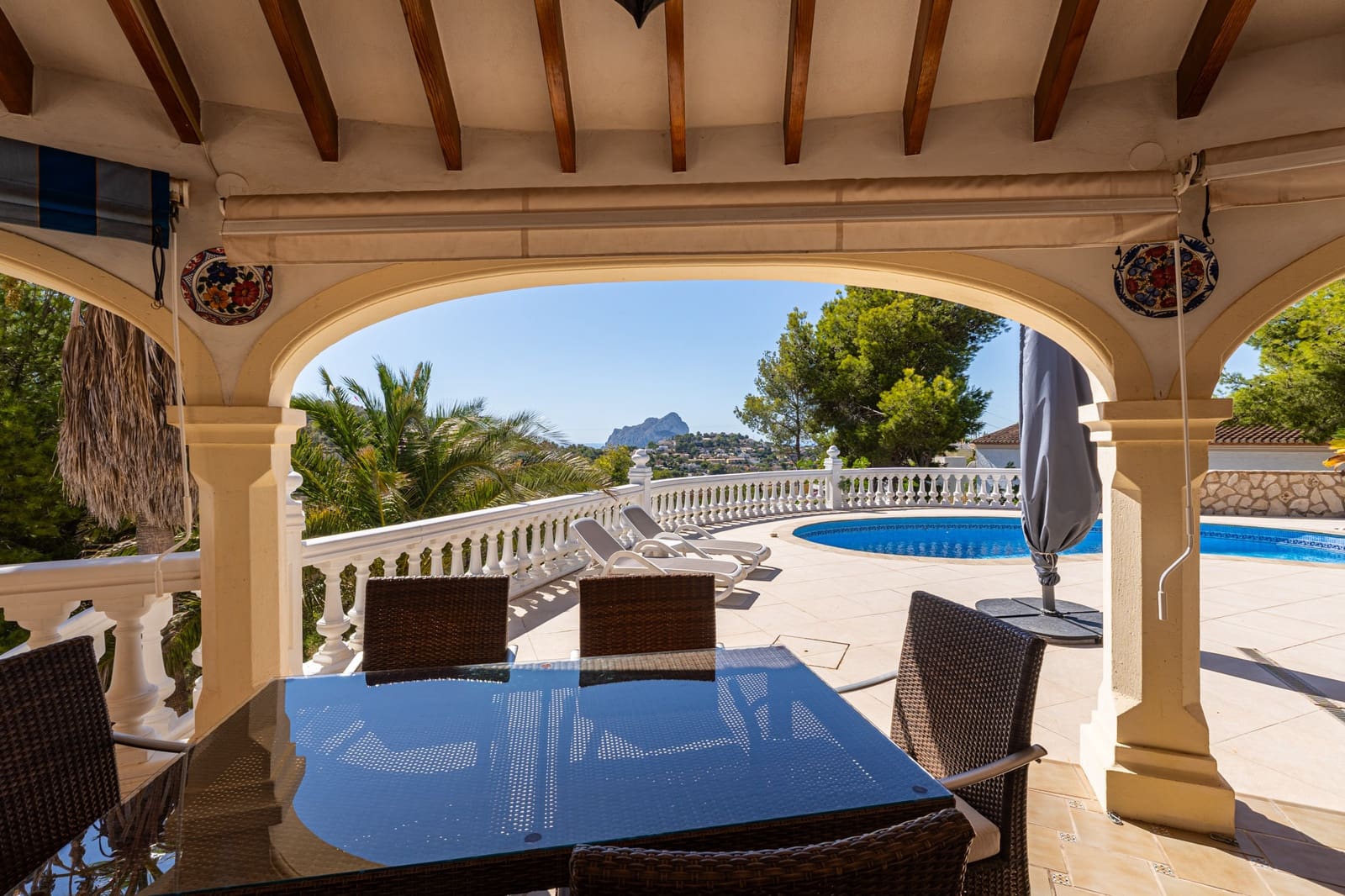 4 chambre Villa/Maison à vendre à Calpe / Calp avec piscine garage - 849 000 € (Ref: 9494895)