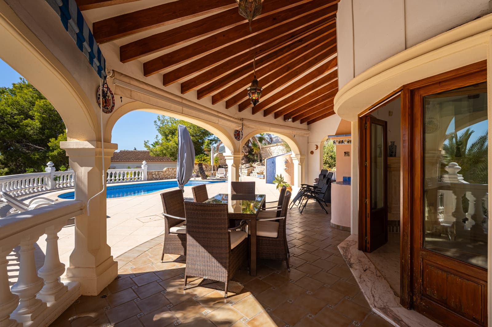 4 chambre Villa/Maison à vendre à Calpe / Calp avec piscine garage - 849 000 € (Ref: 9494895)