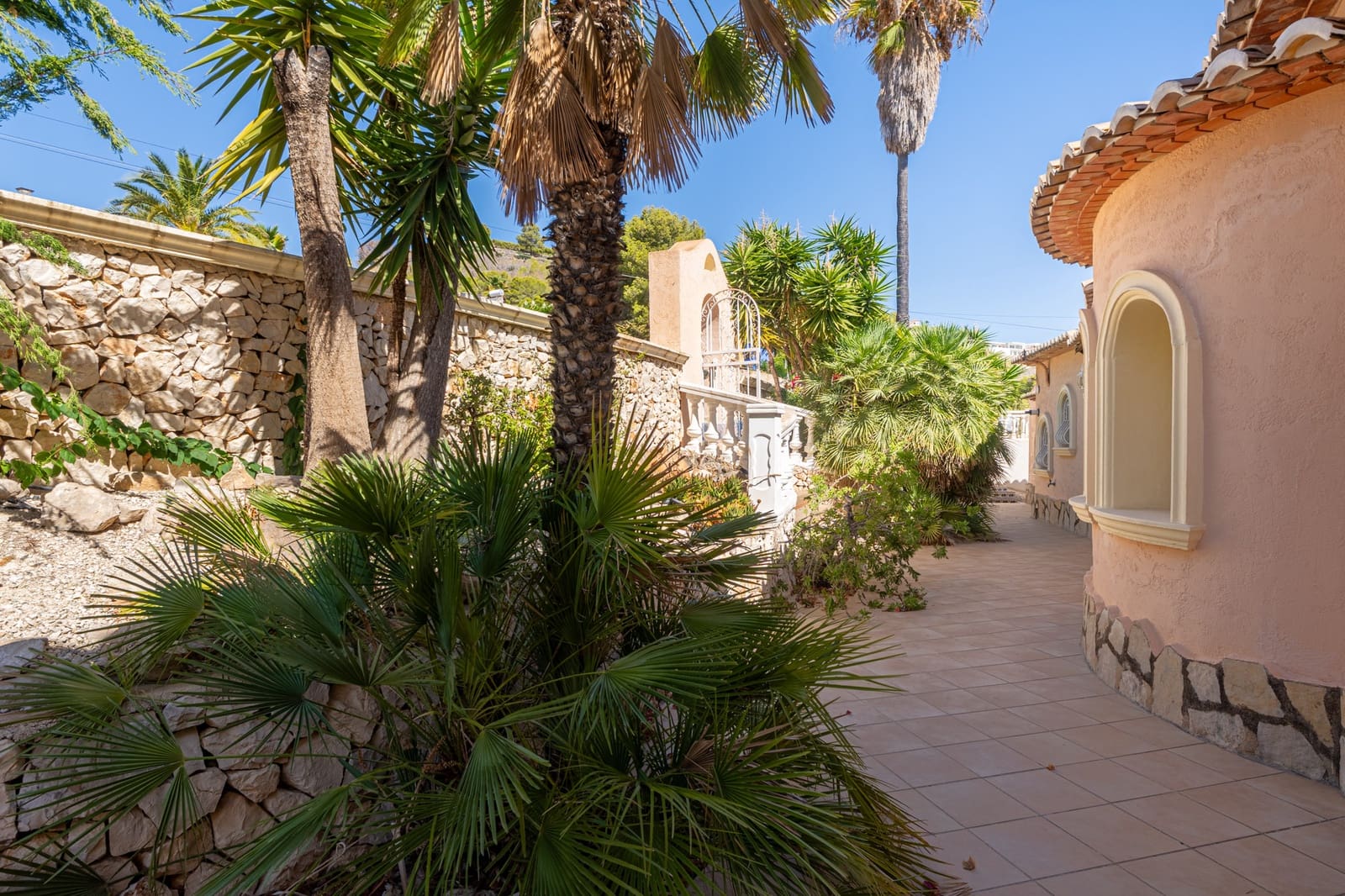 4 chambre Villa/Maison à vendre à Calpe / Calp avec piscine garage - 849 000 € (Ref: 9494895)