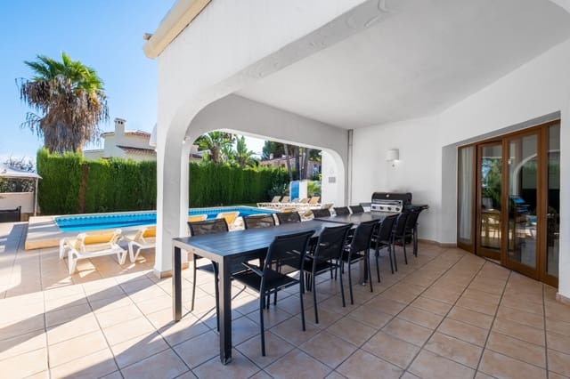 10 makuuhuone Huvila myytävänä paikassa Moraira, Teulada-Moraira mukana uima-altaan 
autotalli - 895 000 € (Ref: 9494897)