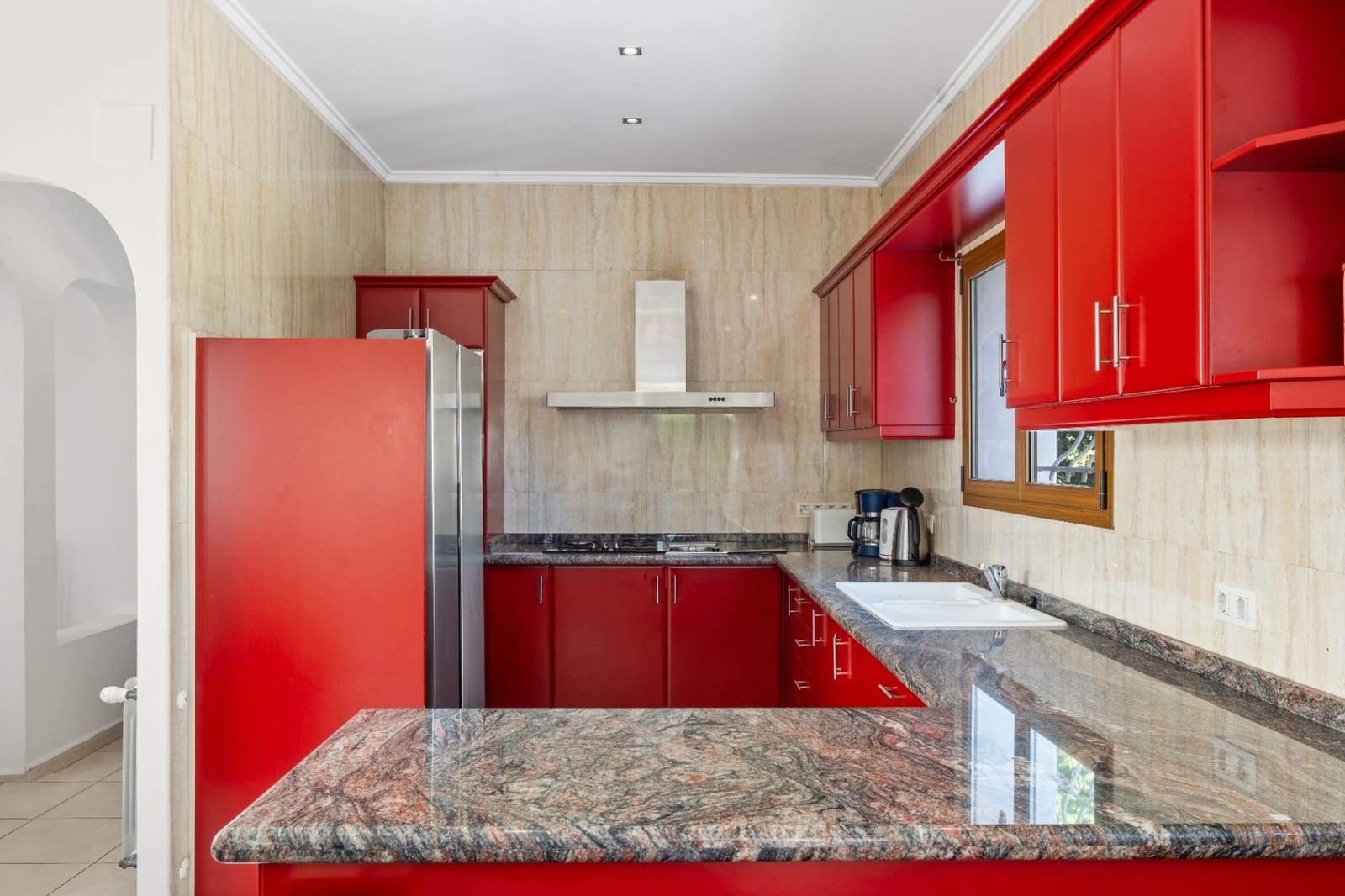 10 bedroom Villa for sale in Moraira with pool garage - € 895,000 (Ref: 9494897)