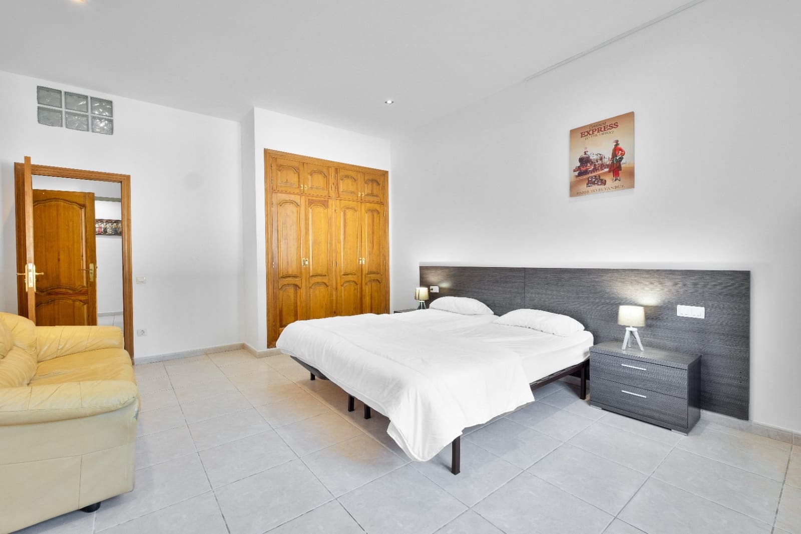 10 bedroom Villa for sale in Moraira with pool garage - € 895,000 (Ref: 9494897)