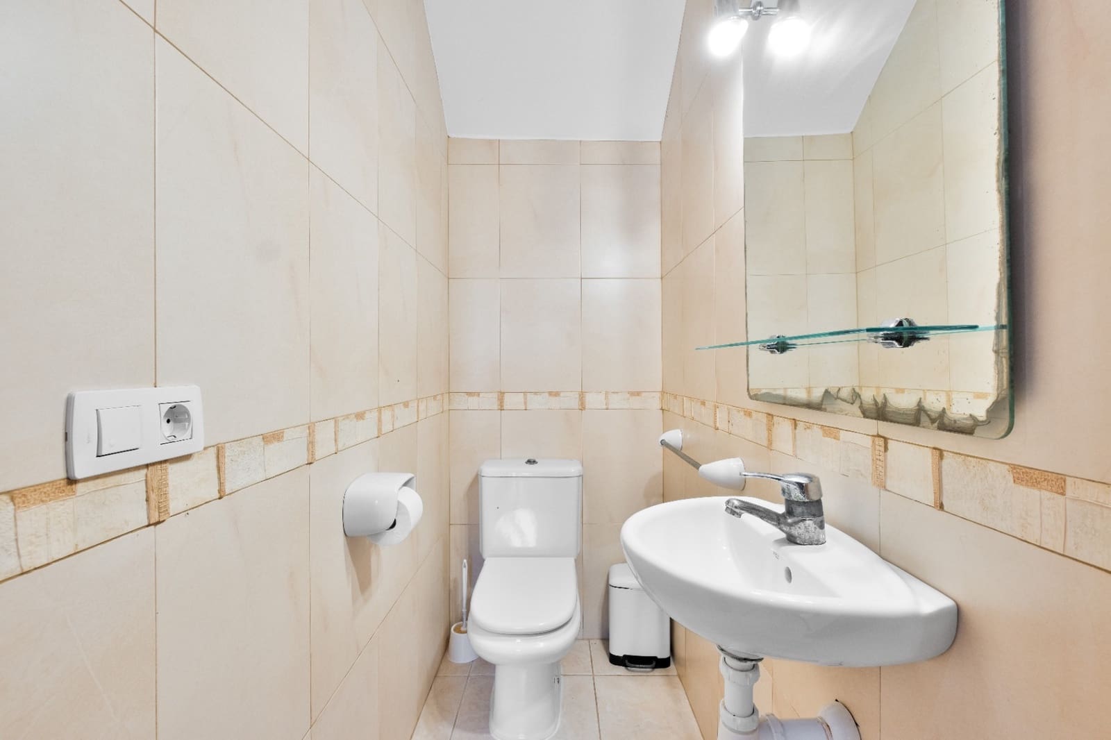 10 bedroom Villa for sale in Moraira with pool garage - € 895,000 (Ref: 9494897)