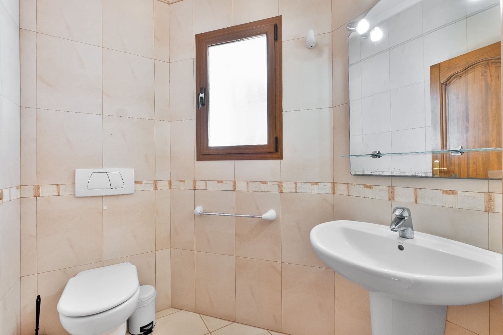 10 bedroom Villa for sale in Moraira with pool garage - € 895,000 (Ref: 9494897)