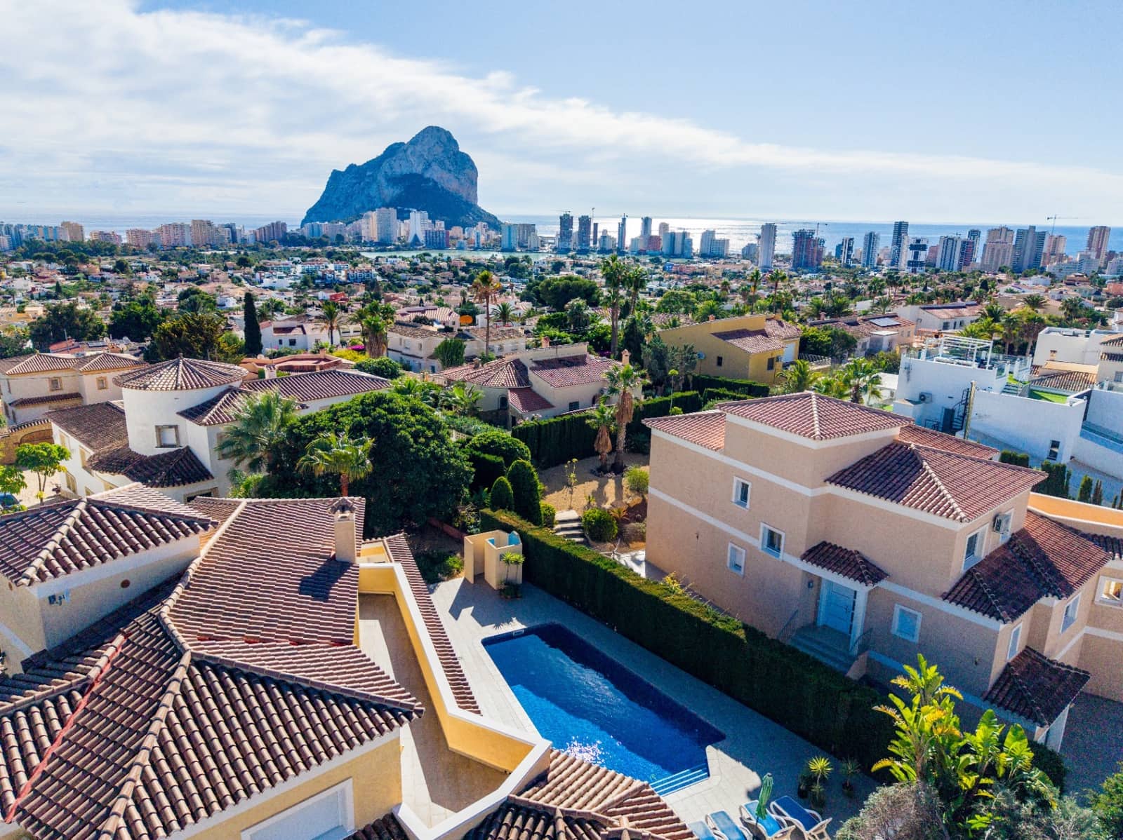 3 bedroom Villa for sale in Calpe / Calp with pool garage - € 995,000 (Ref: 9494898)