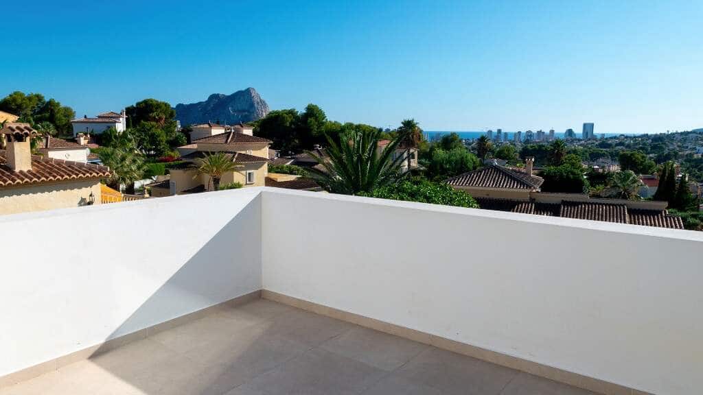 4 bedroom Villa for sale in Calpe / Calp with pool garage - € 1,380,000 (Ref: 9494899)
