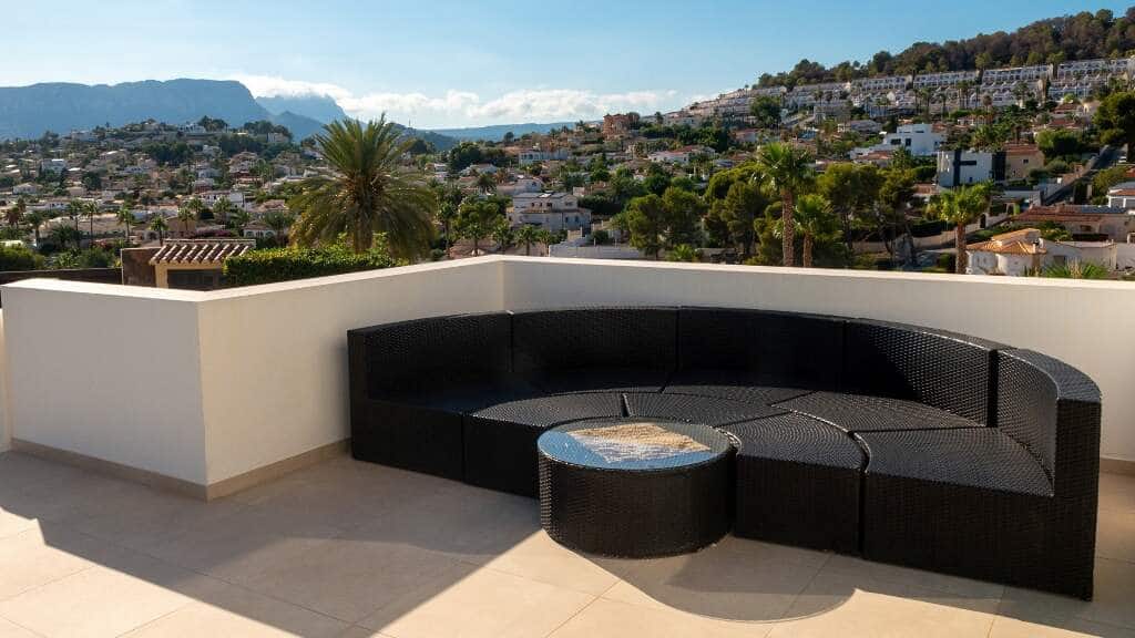 4 bedroom Villa for sale in Calpe / Calp with pool garage - € 1,380,000 (Ref: 9494899)