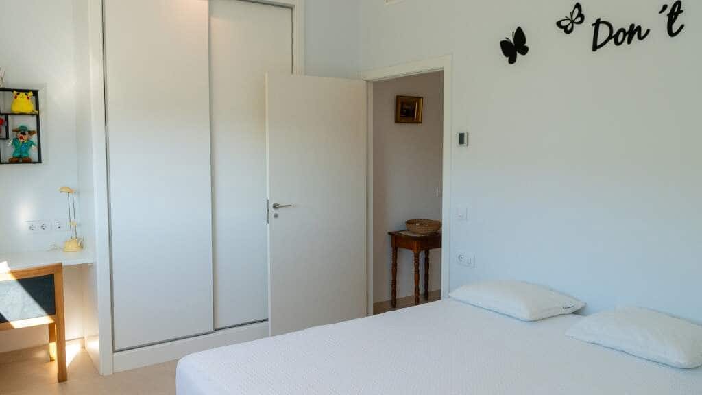 4 bedroom Villa for sale in Calpe / Calp with pool garage - € 1,380,000 (Ref: 9494899)