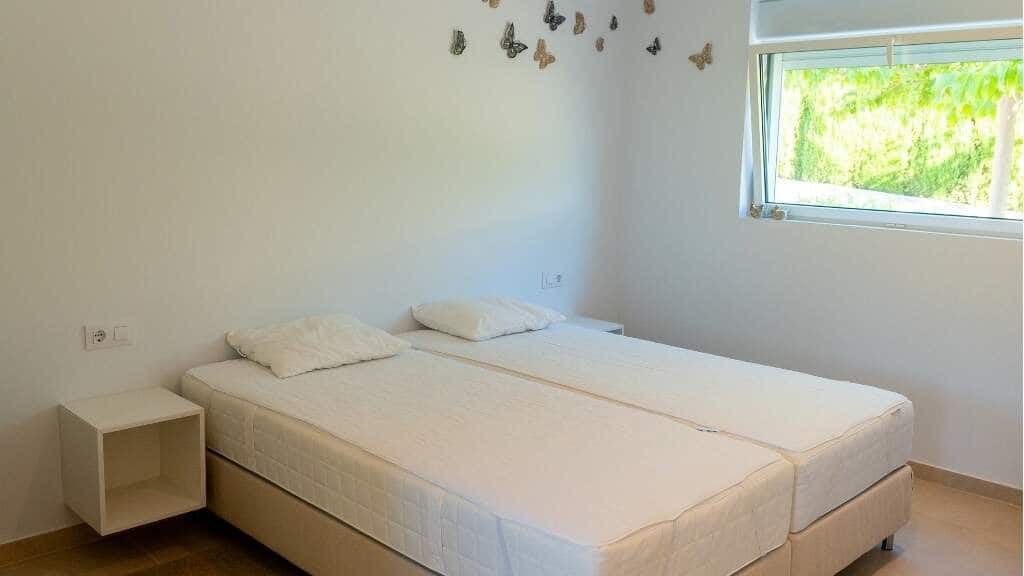 4 bedroom Villa for sale in Calpe / Calp with pool garage - € 1,380,000 (Ref: 9494899)