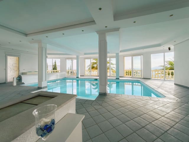 5 sovrum Villa till salu i Altea med pool garage - 1 450 000 € (Ref: 9494900)