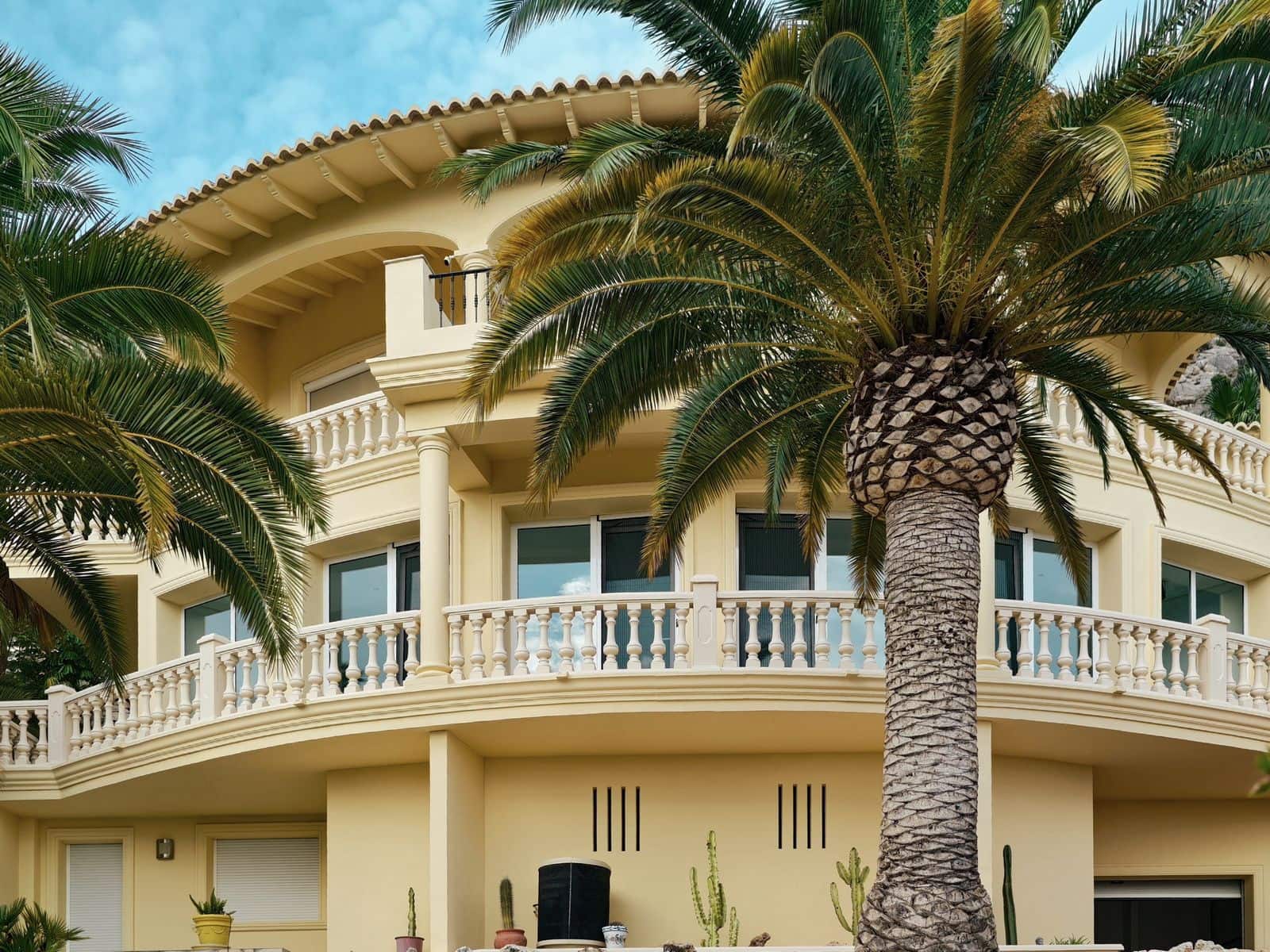 5 bedroom Villa for sale in Altea with pool garage - € 1,450,000 (Ref: 9494900)