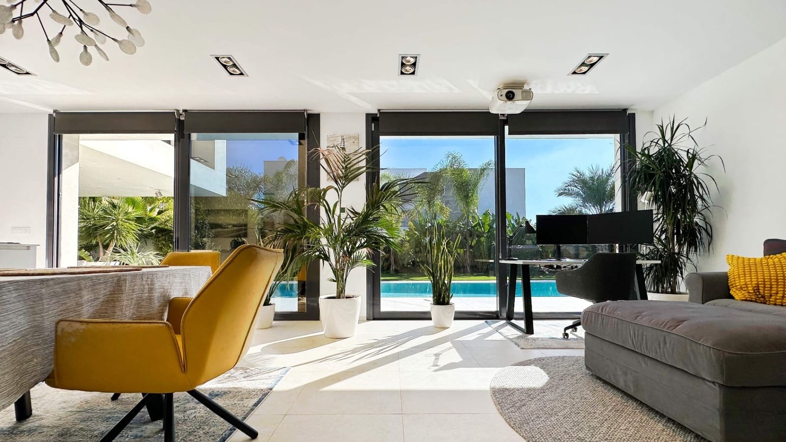 2 soveværelse Villa til salg i Calpe / Calp med swimmingpool garage - € 1.140.000 (Ref: 9494905)