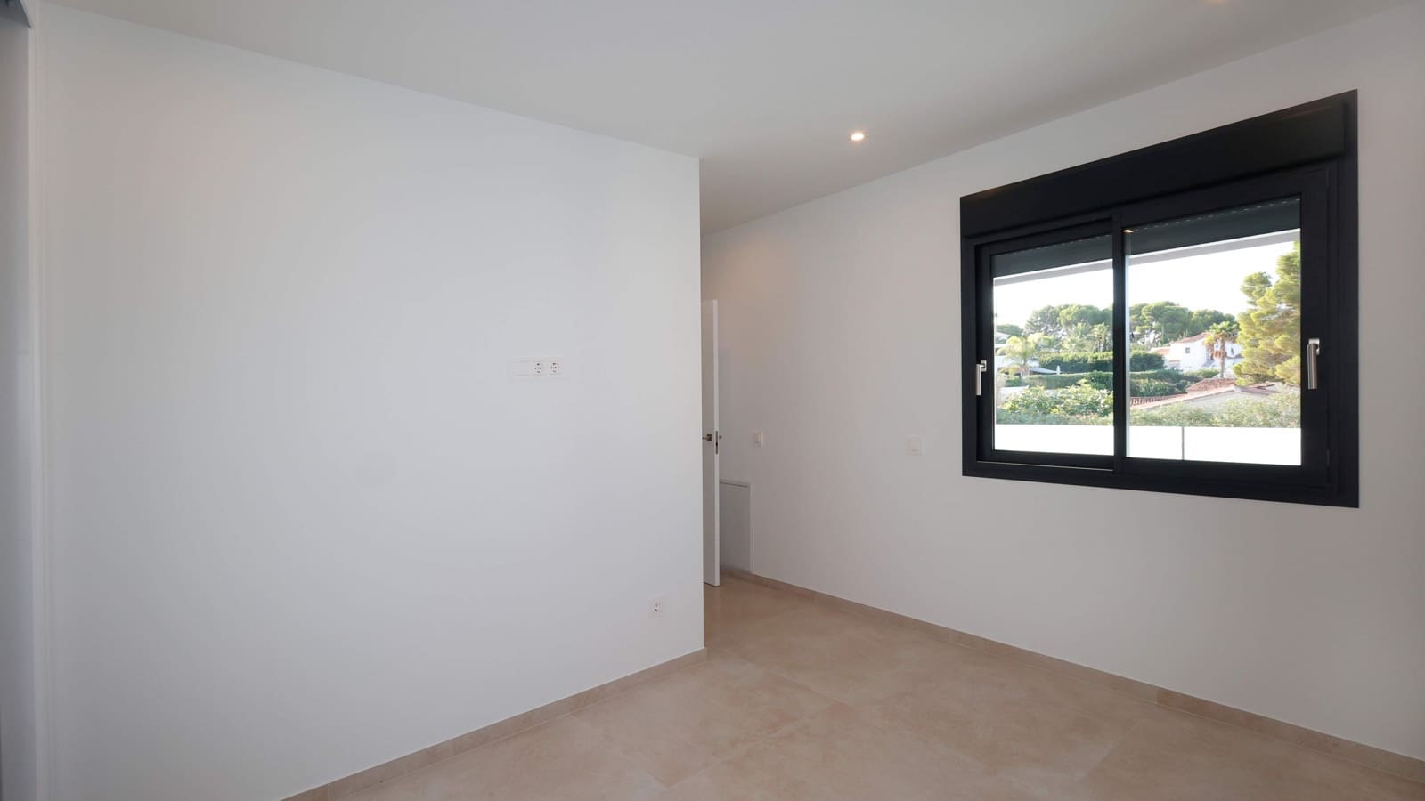 4 bedroom Villa for sale in Calpe / Calp with pool garage - € 840,000 (Ref: 9494908)