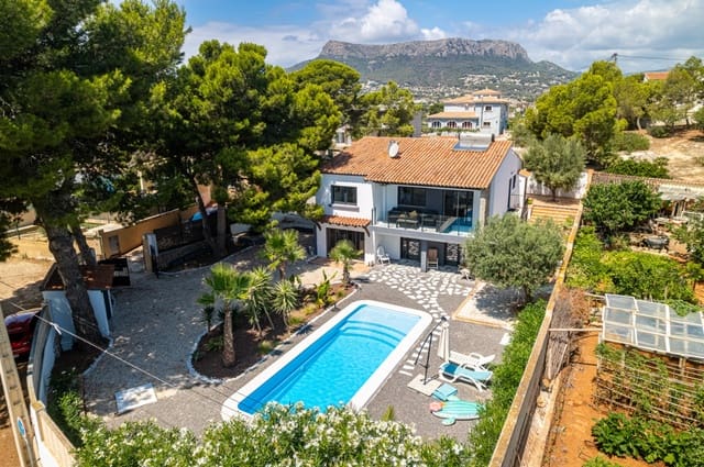 5 sypialnia Willa na sprzedaż w Calpe / Calp z basenem - 749 000 € (Ref: 9494909)