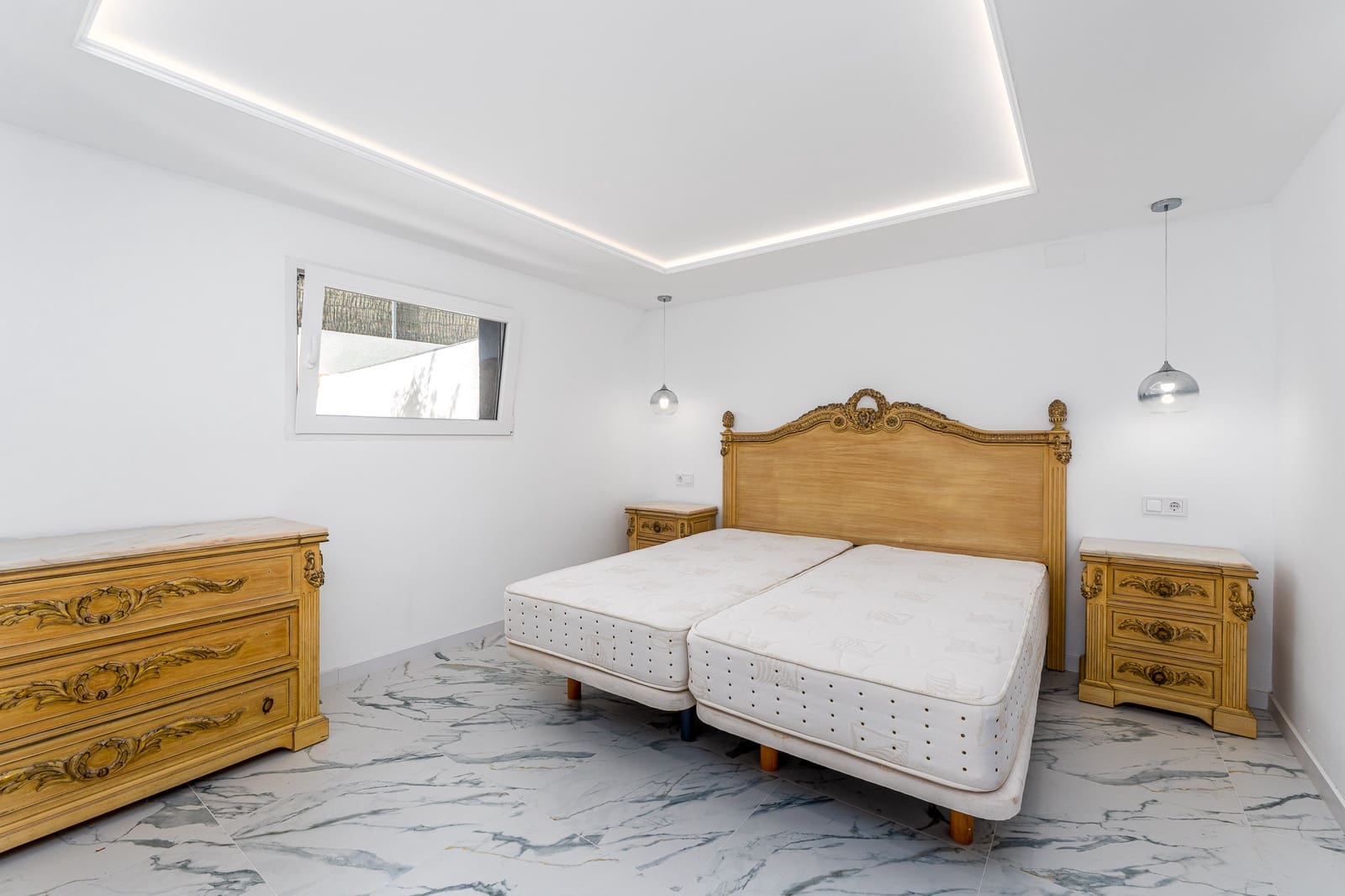 5 bedroom Villa for sale in Calpe / Calp with pool - € 749,000 (Ref: 9494909)