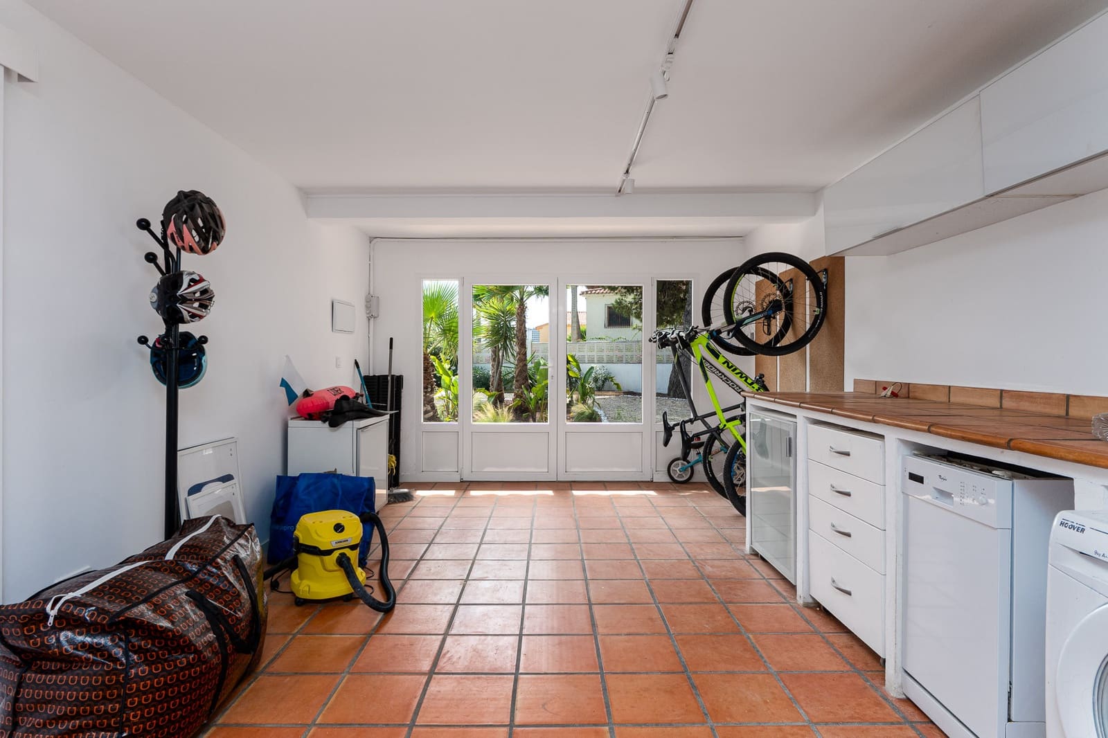 5 bedroom Villa for sale in Calpe / Calp with pool - € 749,000 (Ref: 9494909)