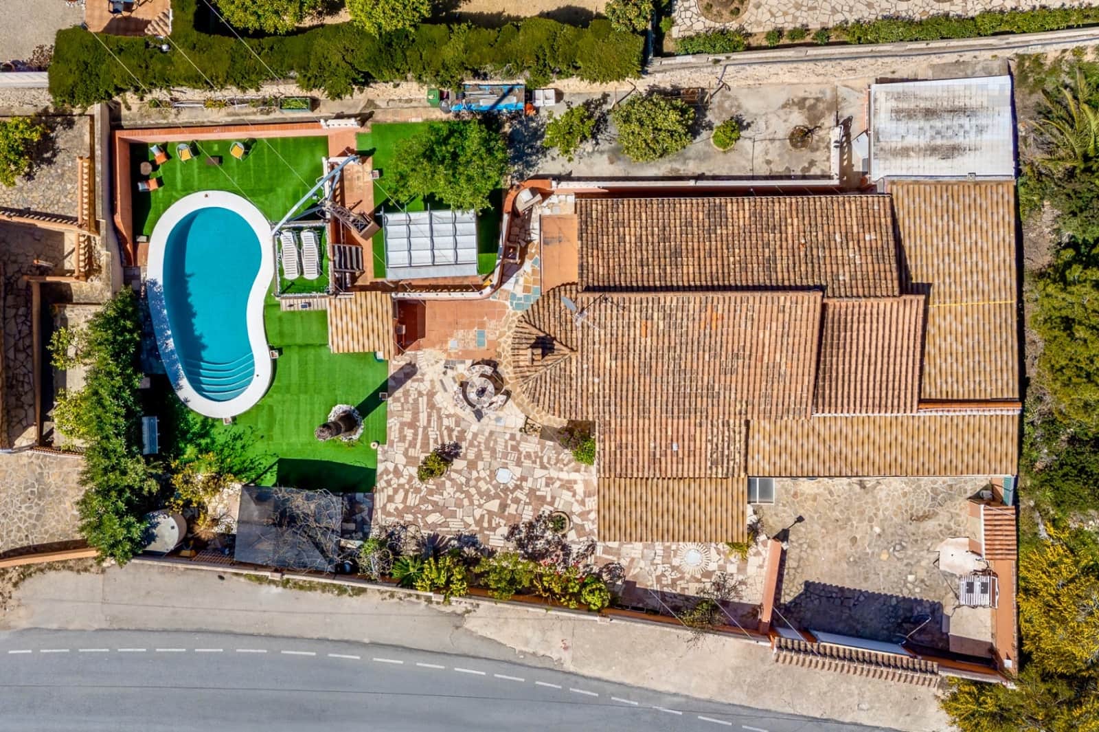 3 Zimmer Villa zu verkaufen in Calpe / Calp mit Pool Garage - 535.000 € (Ref: 9494910)