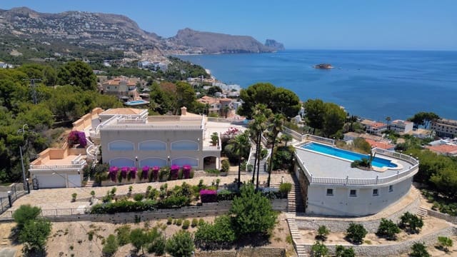 5 sovrum Villa till salu i Altea med pool garage - 1 950 000 € (Ref: 9494911)