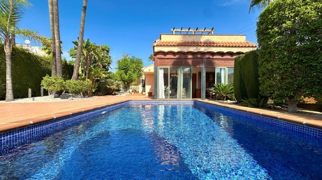 4 bedroom Villa for sale in Benidorm with pool garage - € 875,000 (Ref: 9494912)