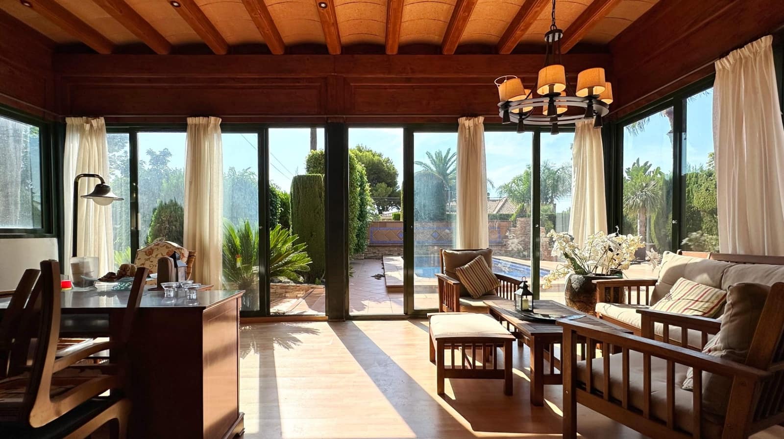 4 bedroom Villa for sale in Benidorm with pool garage - € 875,000 (Ref: 9494912)