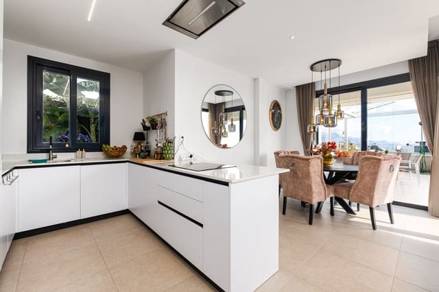 5 sovrum Villa till salu i Polop med pool garage - 649 000 € (Ref: 9494915)