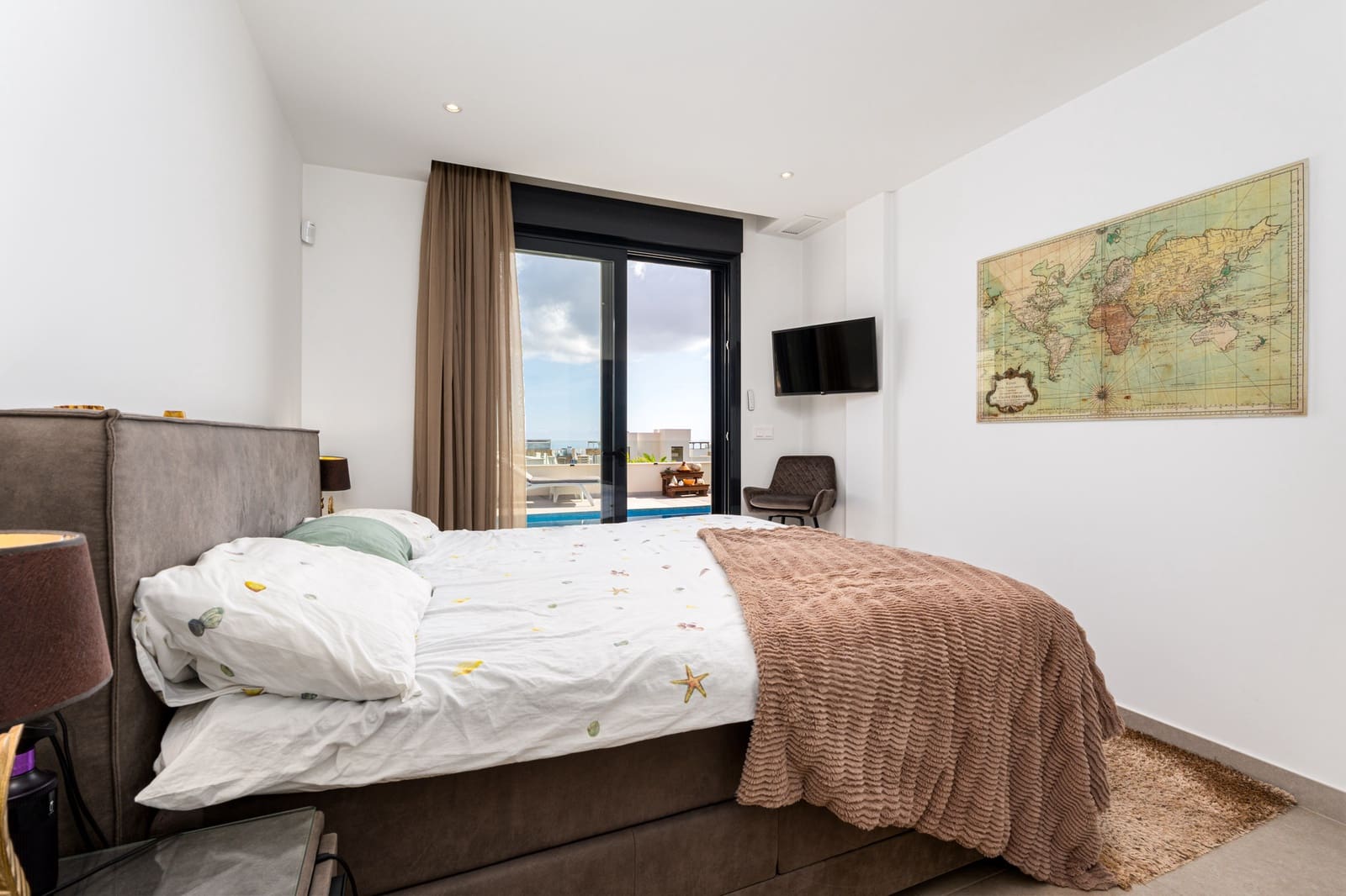 5 bedroom Villa for sale in Polop with pool garage - € 649,000 (Ref: 9494915)