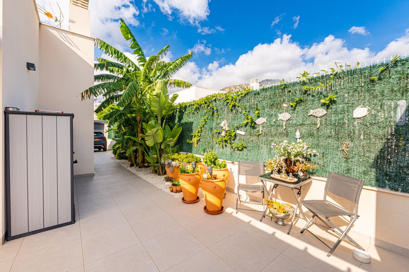 5 bedroom Villa for sale in Polop with pool garage - € 649,000 (Ref: 9494915)