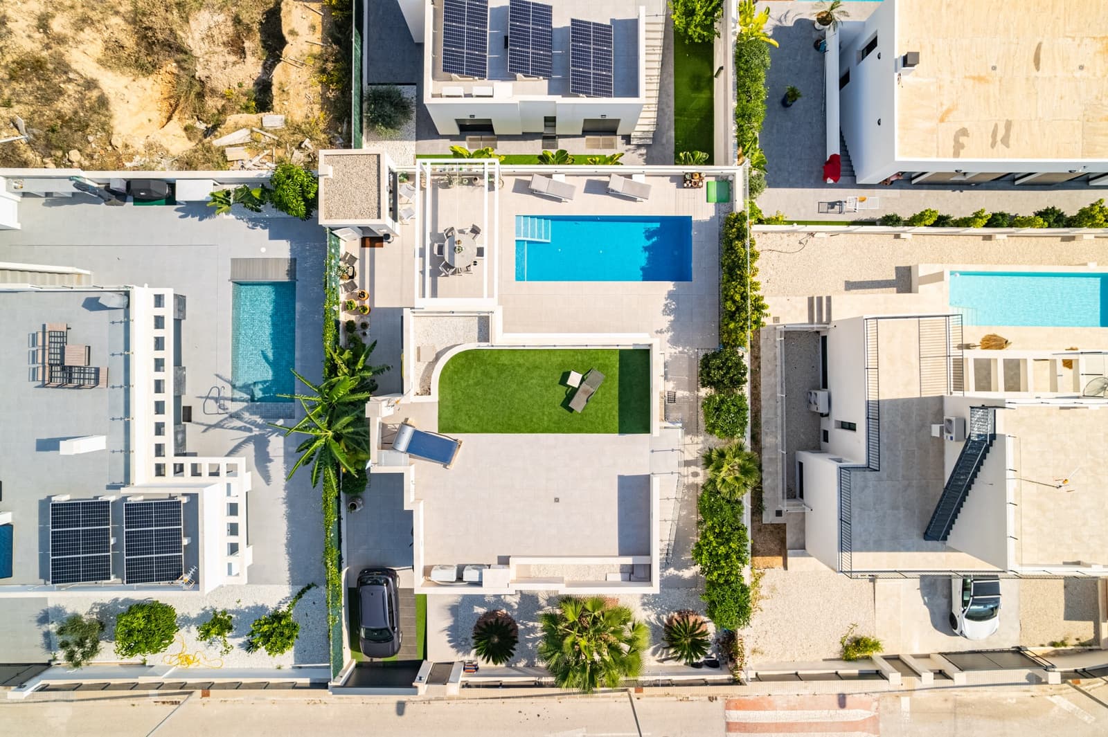 5 bedroom Villa for sale in Polop with pool garage - € 649,000 (Ref: 9494915)