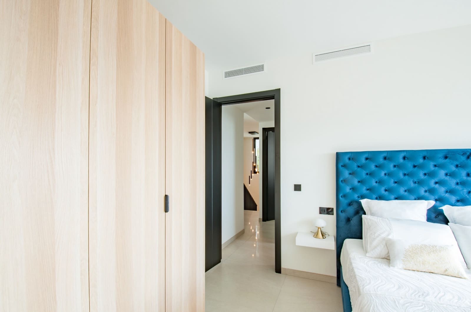 3 bedroom Villa for sale in Benissa with pool garage - € 2,600,000 (Ref: 9494918)