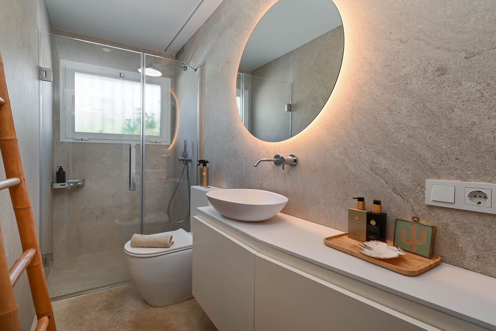 2 bedroom Villa for sale in Altea - € 695,000 (Ref: 9494919)