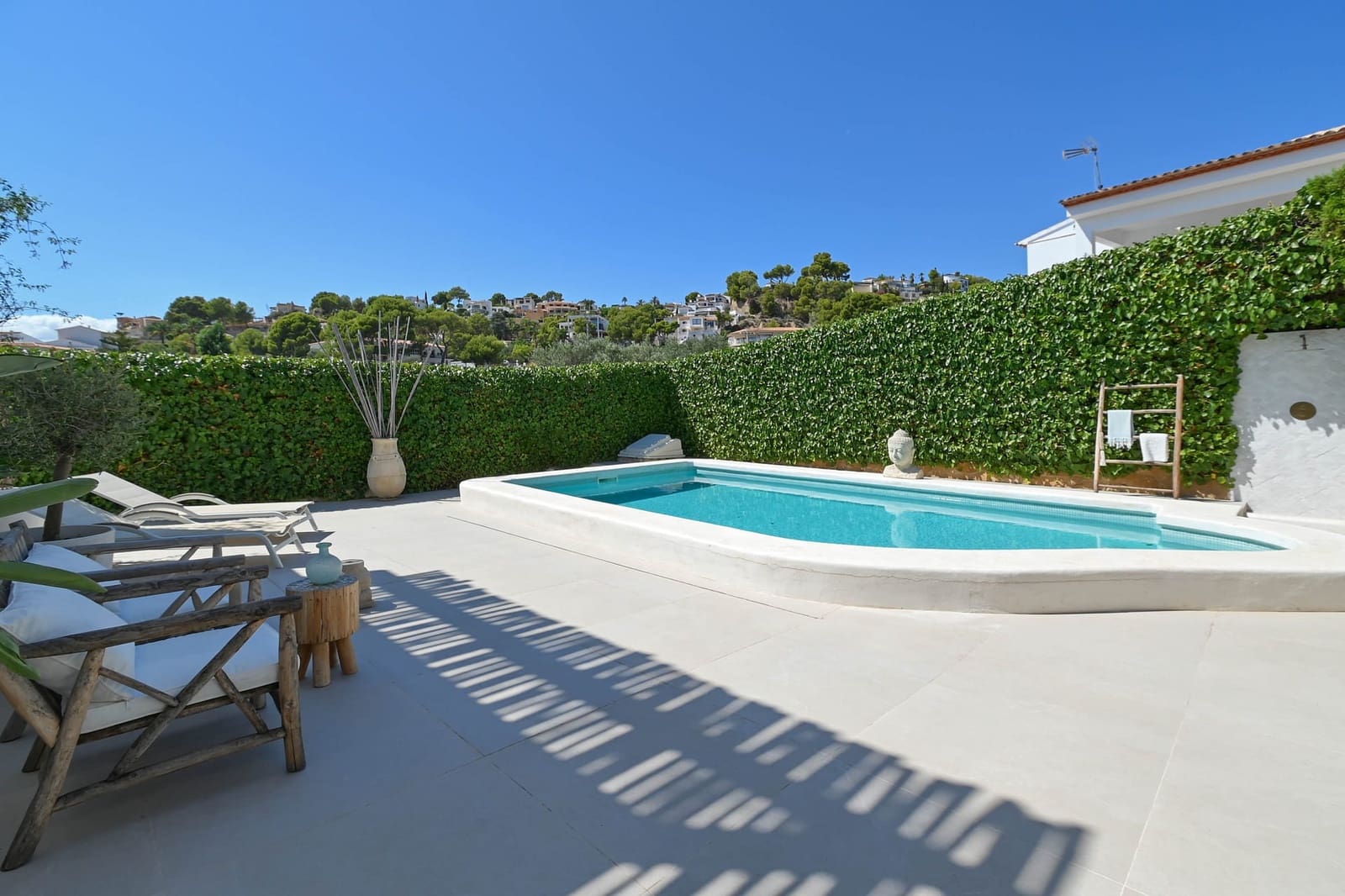 2 bedroom Villa for sale in Altea - € 695,000 (Ref: 9494919)