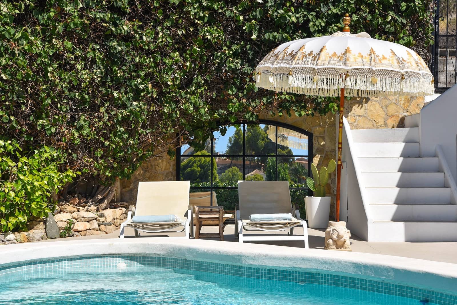 2 bedroom Villa for sale in Altea - € 695,000 (Ref: 9494919)