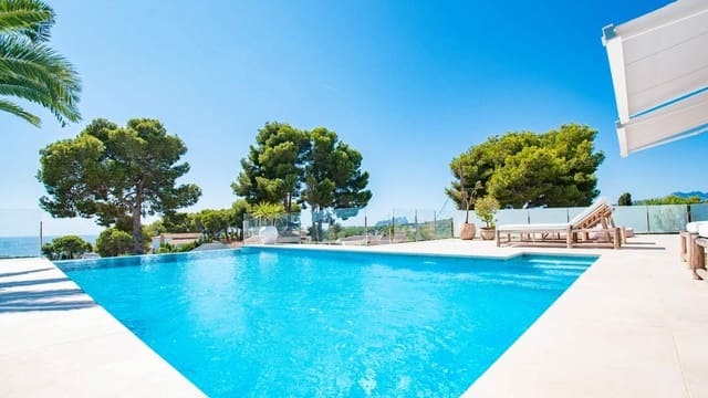 4 makuuhuone Huvila myytävänä paikassa Moraira, Teulada-Moraira mukana uima-altaan 
autotalli - 1 990 000 € (Ref: 9494923)